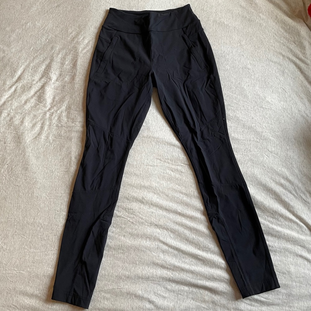 Navy Athleta Leggings With Pockets